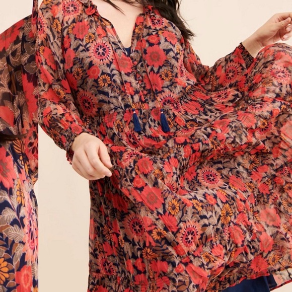 This item is the Anthropologie The Marais Printed Chiffon Maxi Dress size small - Picture 4 of 9